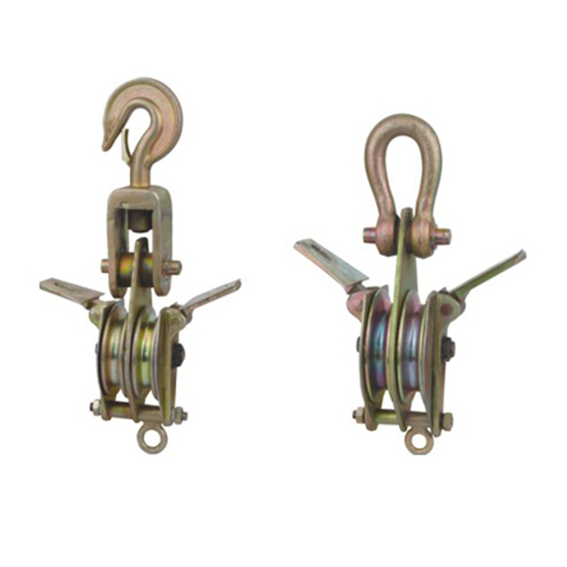 Double sided opening double wheel lifting tackle